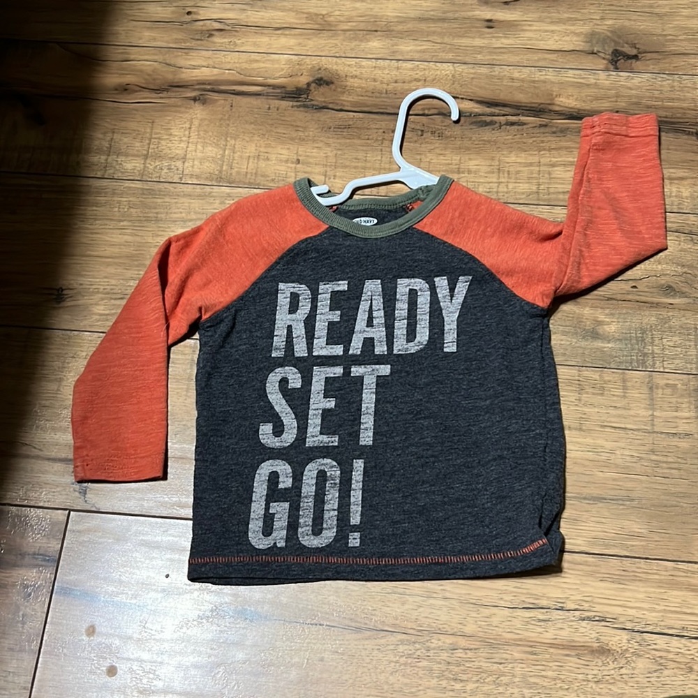 Carters 12-18M boy thin, long sleeve shirt